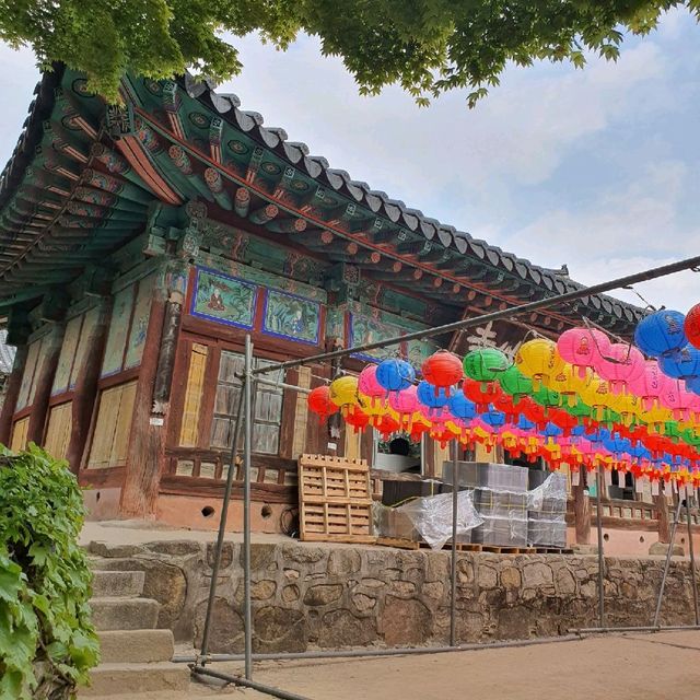 겹벚꽃과 청벚꽃 명소, 개심사