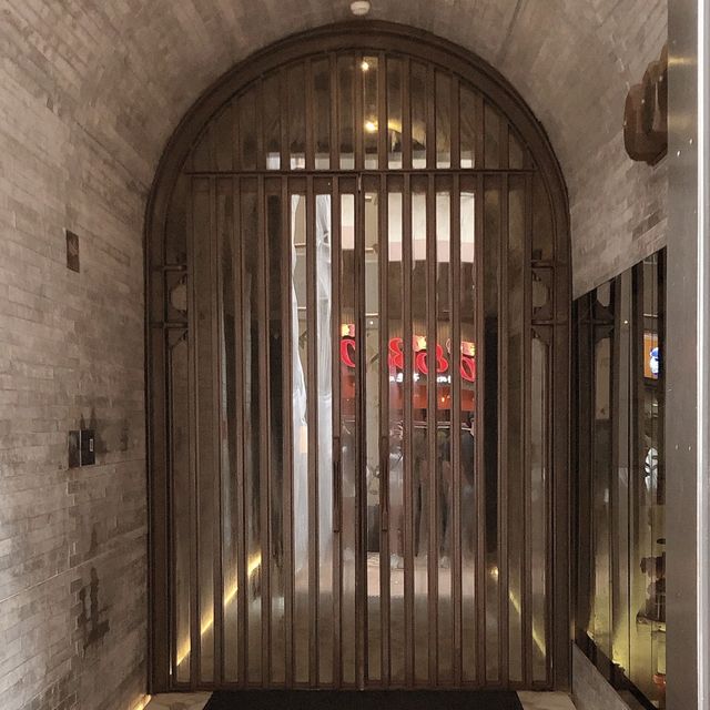 型格工業風酒店-TUVE