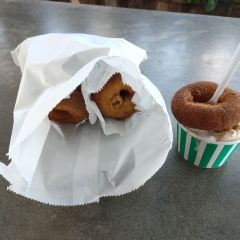 Famous Berry Donut Van User Photo