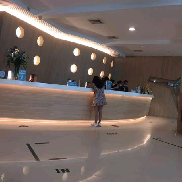 A-One The Royal Cruise Hotel

