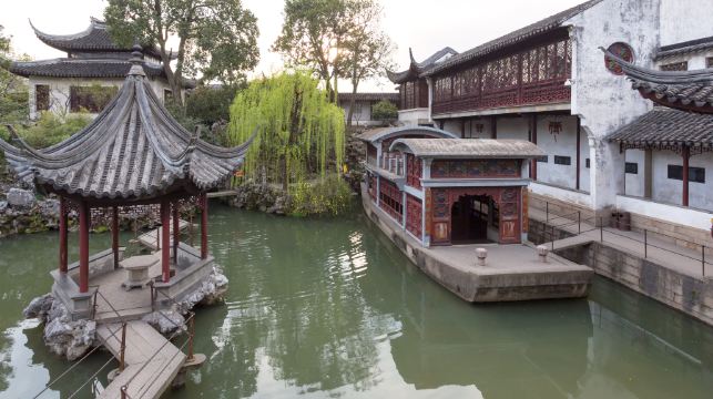 蘇州一日遊【包車含英文導遊 自選拙政園/虎丘山風景名勝區/留園/寒山寺】