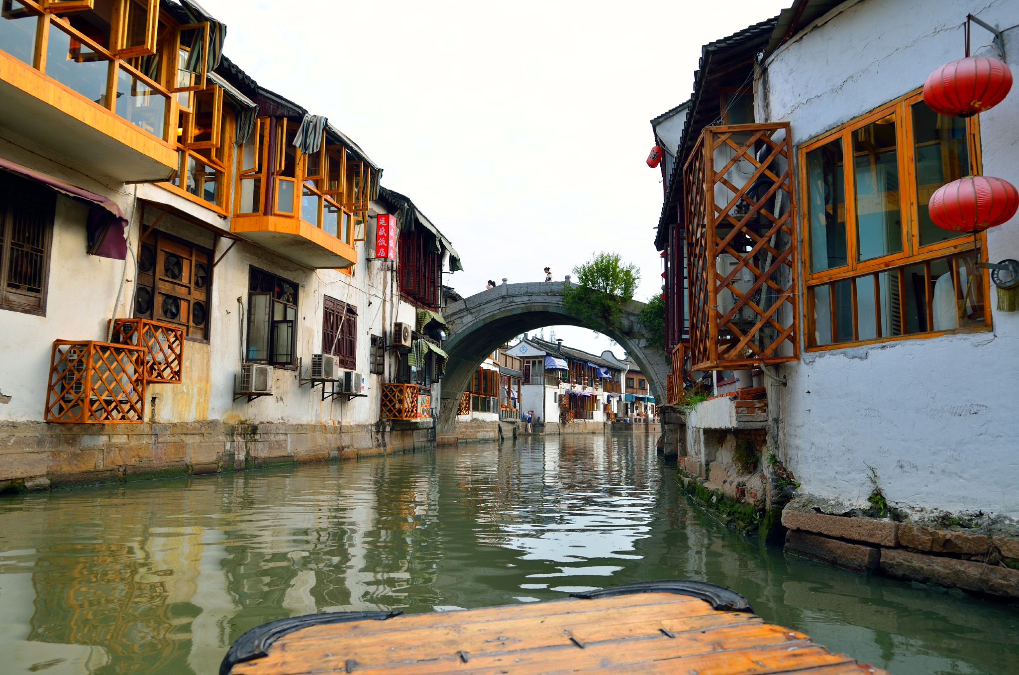 Flexible Half Day Tour to Zhujiajiao Water Town with Boat Ride from Shanghai
