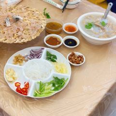 官塘尚鱻鱼生·卤鹅·潮州生腌·砂锅粥(潮州开元路总店) User Photo