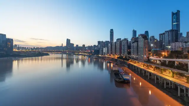 Hotels near Huang Garden Bridge