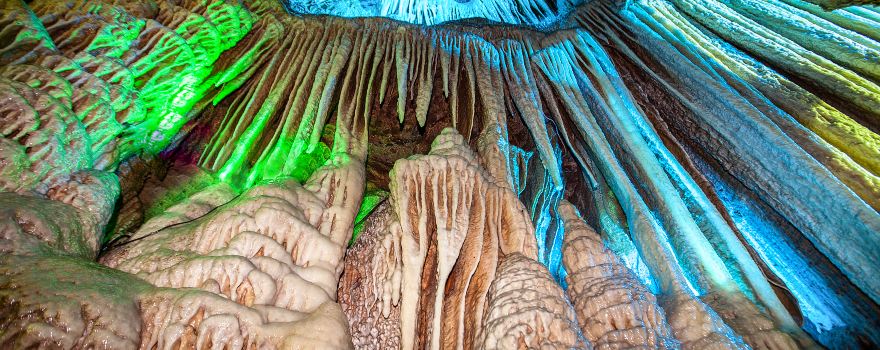 Fengdu Xueyu Cave Scenic Area