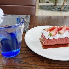 Cafe Moon Island(InterContinental Sancha Lake) User Photo