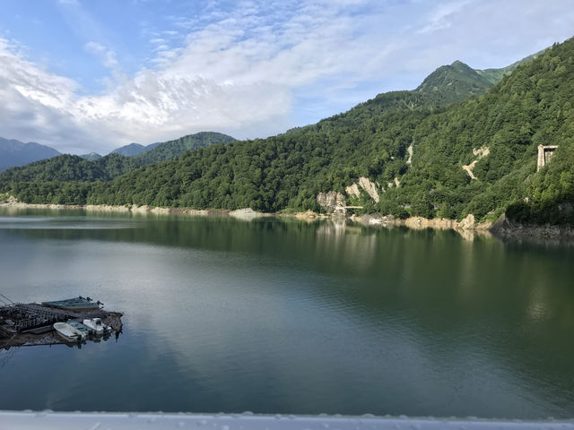 富山県　黒部ダム
