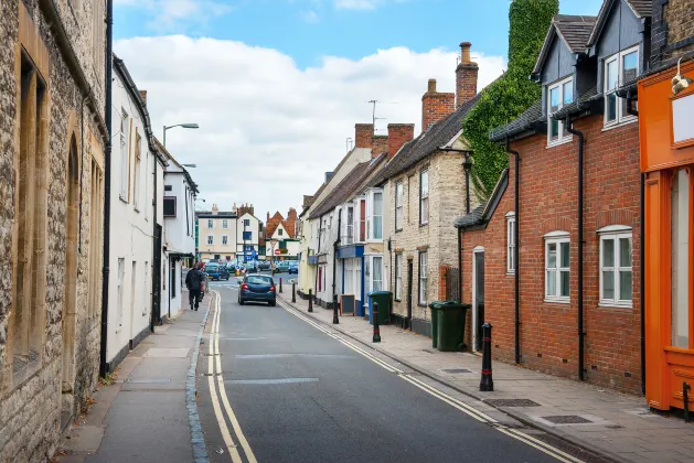 Hotels near Emmanuel Church, Bicester