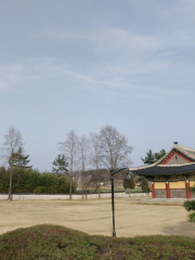 Pochungsa Shrine