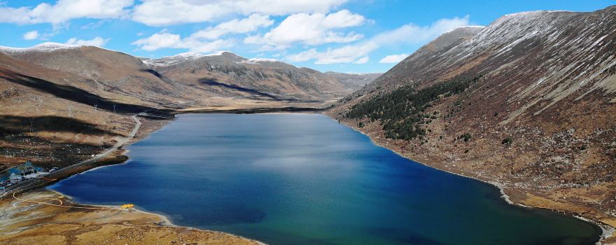 Lalongcuo Lake