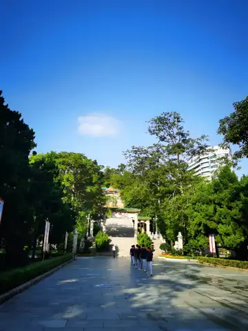 鄰近珠海烈士陵園的酒店