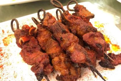 阿里巴巴馕坑肉·烤肉店