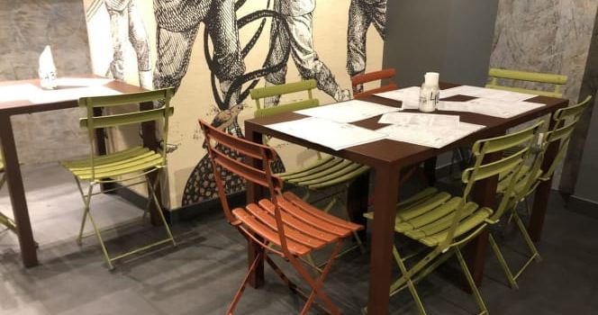 Le Caveau