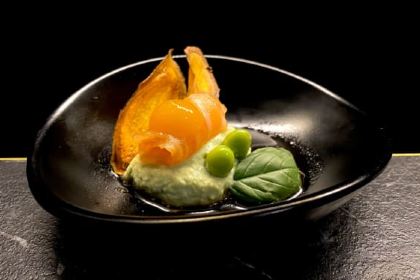 Moci oriental flavors