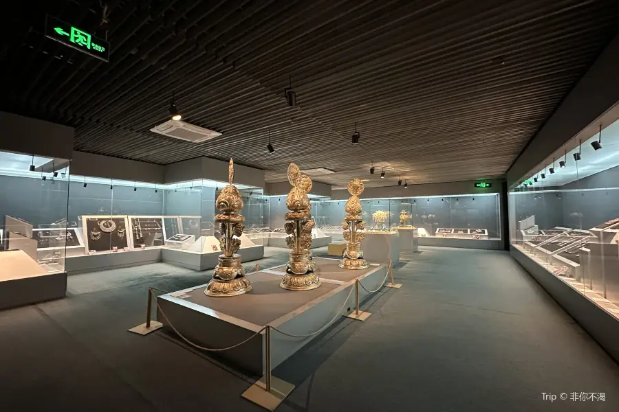 Beijing Fuzhuang Xueyuan Minzu Fushi Museum