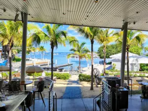 Bayshore Club