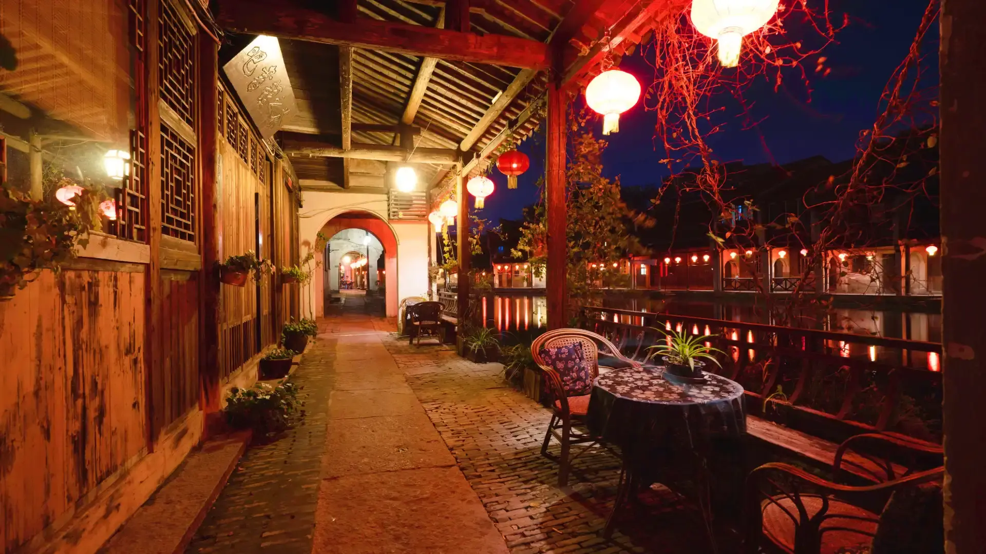 Hotels near Baijianlou Minju