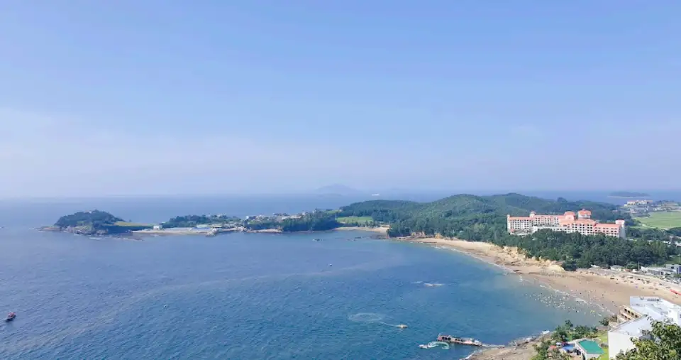 彩石江