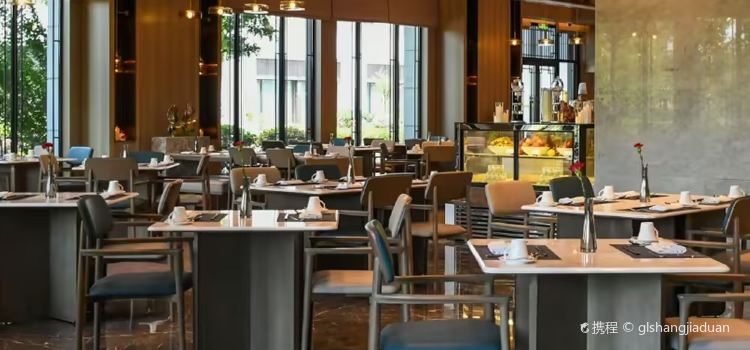 千鹤湖瑞斯酒店·瑞斯丽咖啡厅