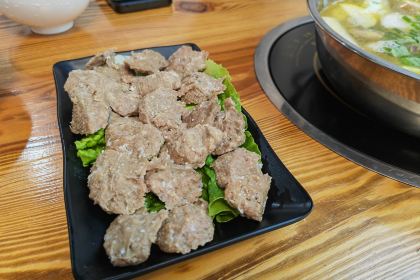 诏鑫号牛腩火锅(二马路店)