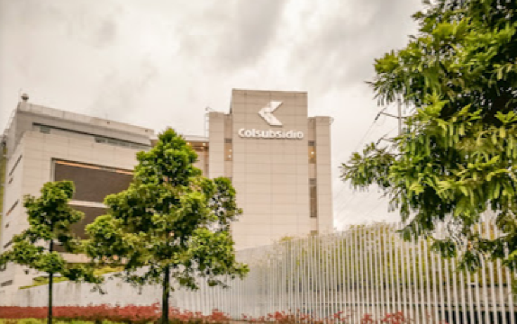 El Cubo - Colsubsidio Business and Recreation Center