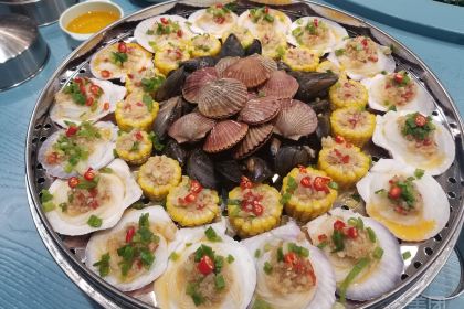 威虎山庄铁锅炖