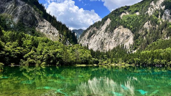 Jiuzhaigou