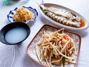 酒坛子饭桶·农家菜(同里古镇店)