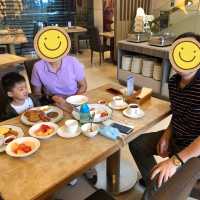 【 豐富又精緻的早餐 】  