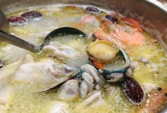 Rongjishenghao Chicken Pot ( chikandian) user photo