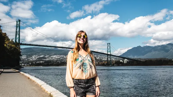 캐필라노 현수교 공원 + 스탠리 공원 + 라이언스 게이트 브리지 + 플라이오버 캐나다 일일 투어