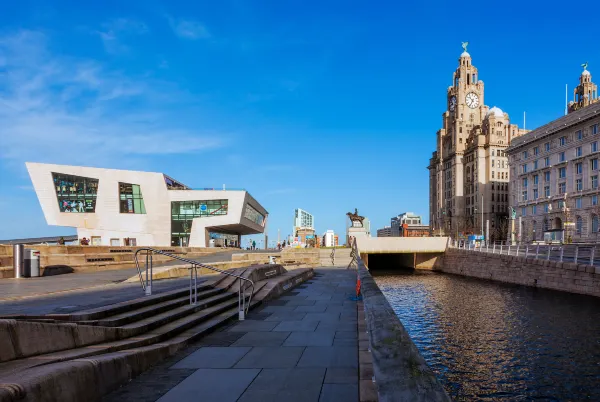 โรงแรมใกล้Canning Dock Liverpool