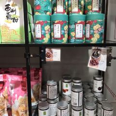 ZHIWEIGUAN User Photo