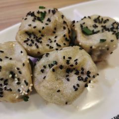小杨生煎(上海大华巴春店) User Photo