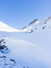 努裡亞山穀滑雪度假村