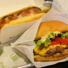 Shake Shack River North User Photo