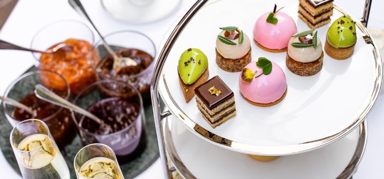 Tea Lounge & Garden