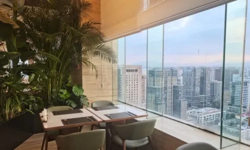 旋轉餐廳