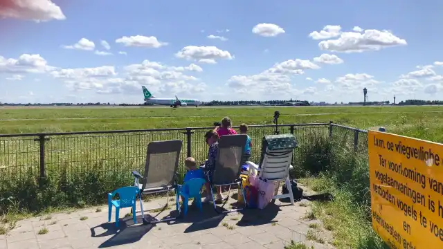 Hotels near Spotting place Polderbaan