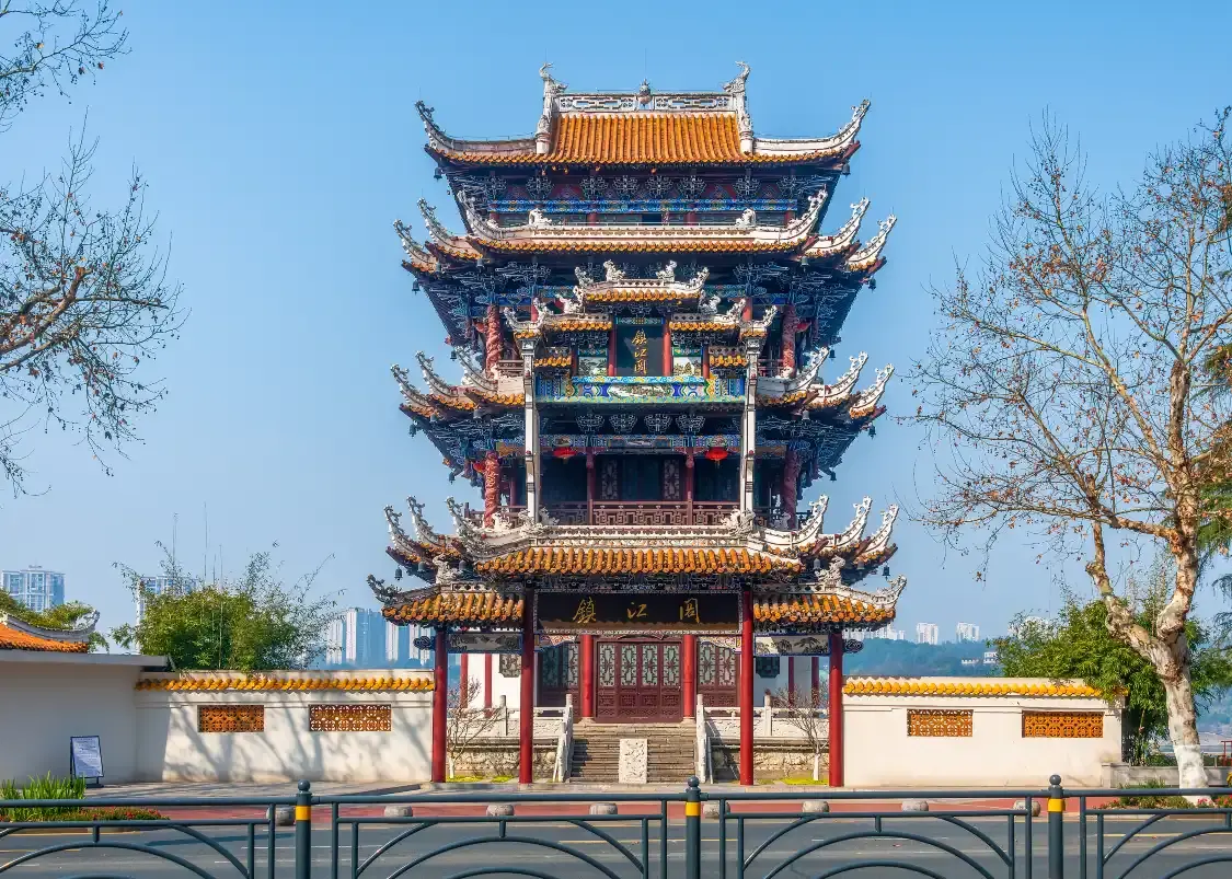 전장각 주변 호텔