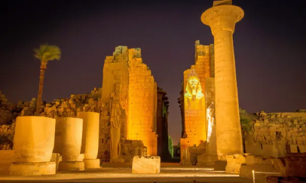 ルクソール音と光のショー