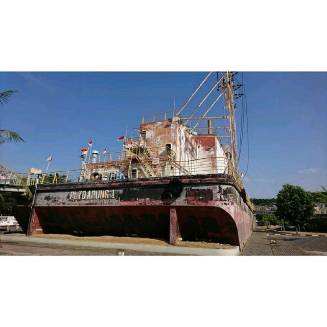 PLTD Apung Museum
