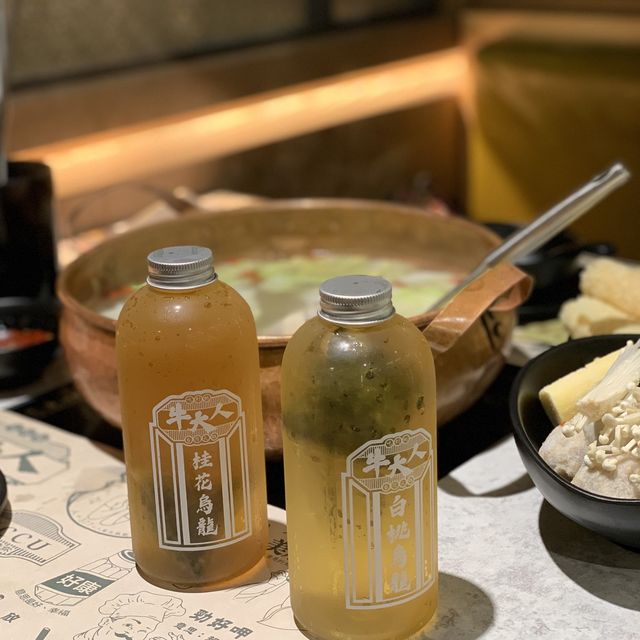 人氣爆登 任飲任食牛大人火鍋