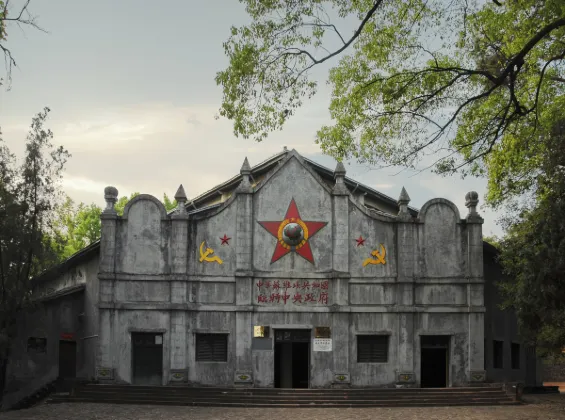 Vé máy bay Ljubljana Hà Nội