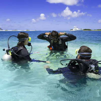 Vé máy bay Chiang Mai Grand Cayman