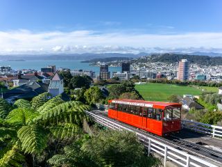 Flights to Wellington from London