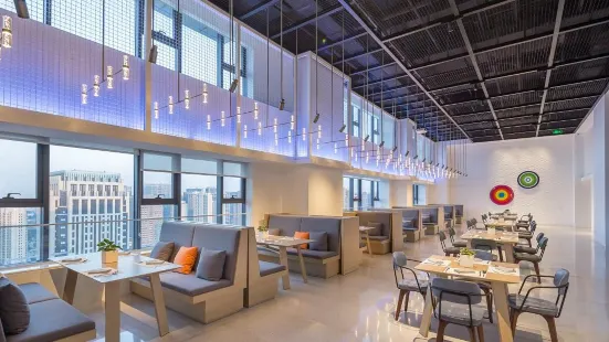 郑州建业天筑国际公寓築餐厅