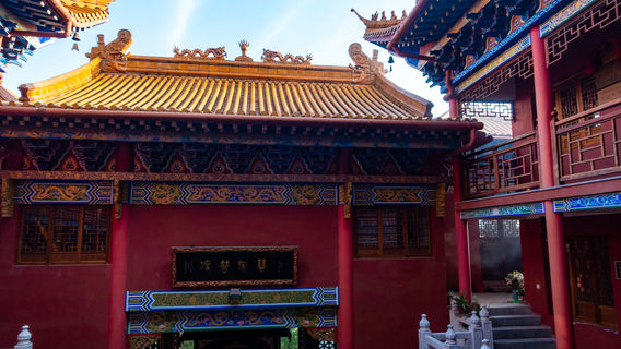 Yanfeng Temple