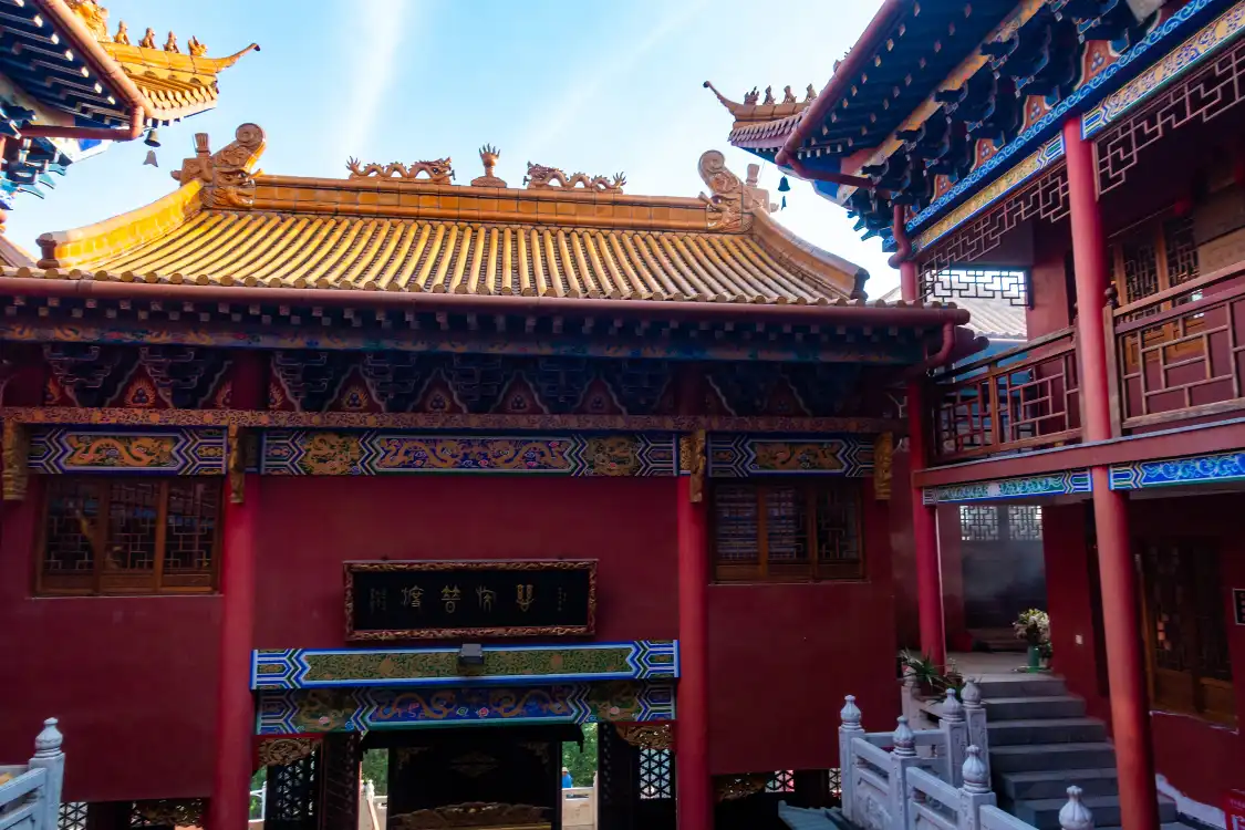 Hotels near Yanfeng Temple