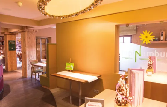 Topinambur Restaurant